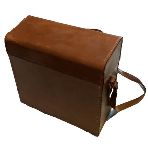 Polaroid Leather Case 309 Flash Gun 202 Close Up Lens 540 Sylvania Bulbs Lot VTG - Picture 4 of 16